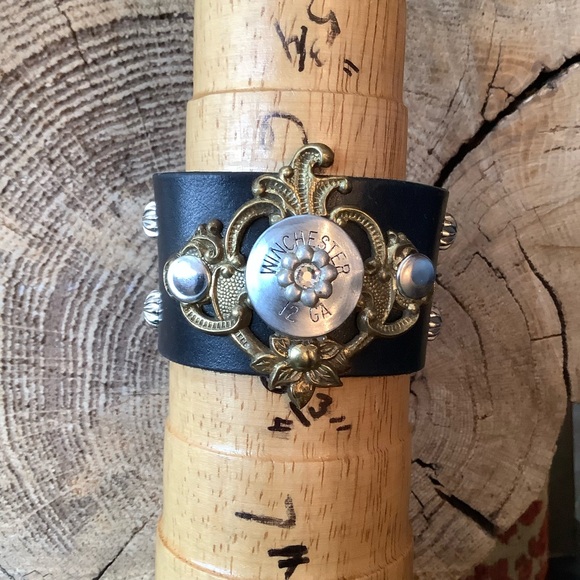 Leather cuff, up to 6 1/2” wrist - Picture 6 of 8